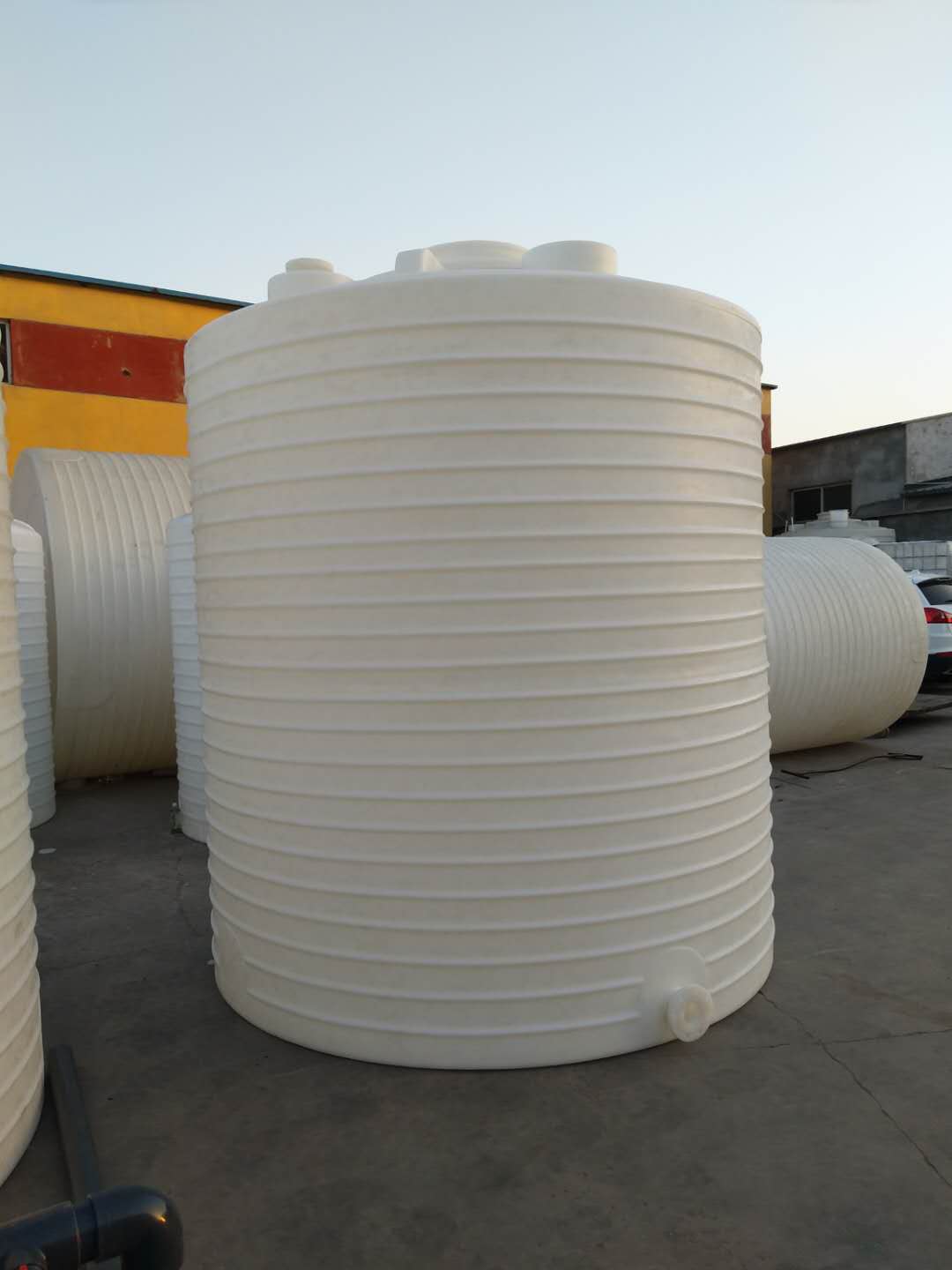 PE����ˮ��ˮͰ